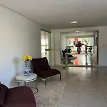 Ap Qt Sl Amplo 250M Praia, Suite 2Wcs 2 Varandas 57M2