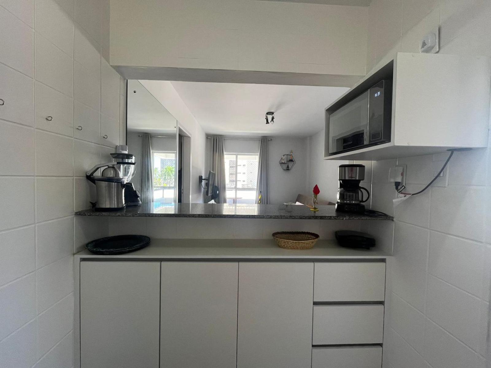 Apartamento Ap Qt Sl Amplo 250m Praia, 2wcs 2 Varandas 57m2